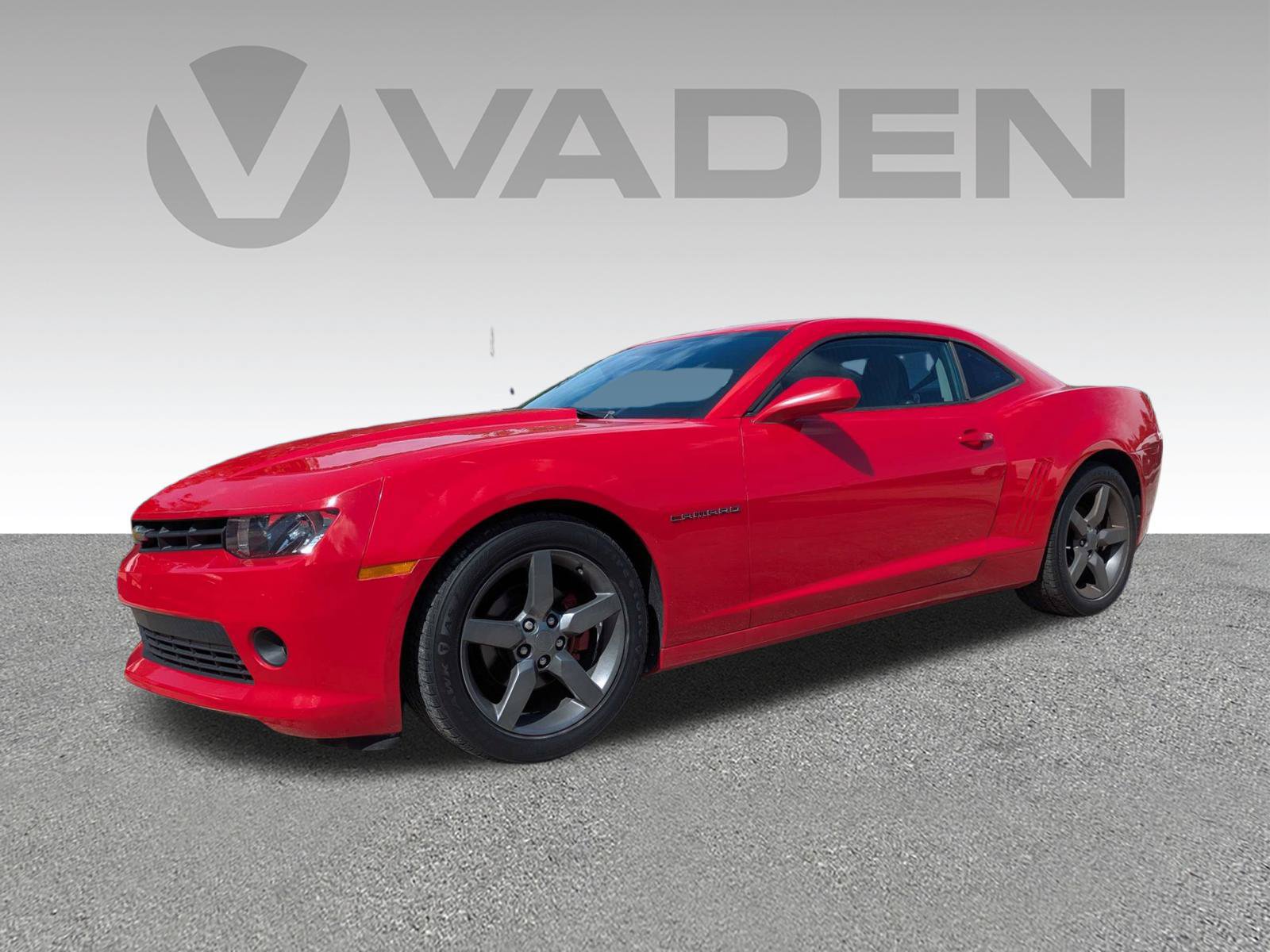 Used 2015 Chevrolet Camaro LT w/ 1LT Preferred Package RWD image 2