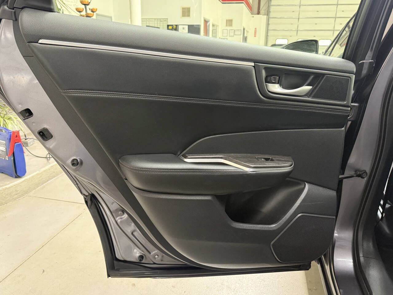 Used 2018 Honda Clarity Plug-In Hybrid image 12