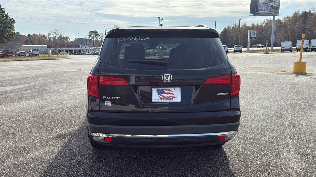 Used 2017 Honda Pilot Touring image 7