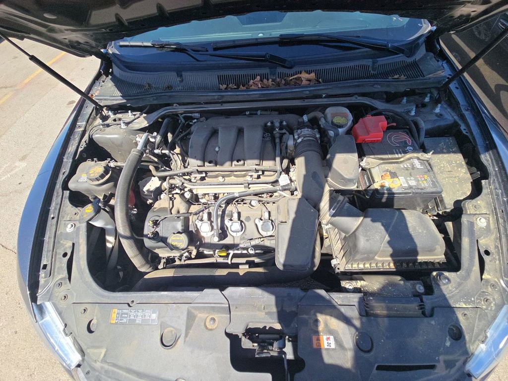 Used 2019 Ford Taurus SEL w/ Equipment Group 201A image 9