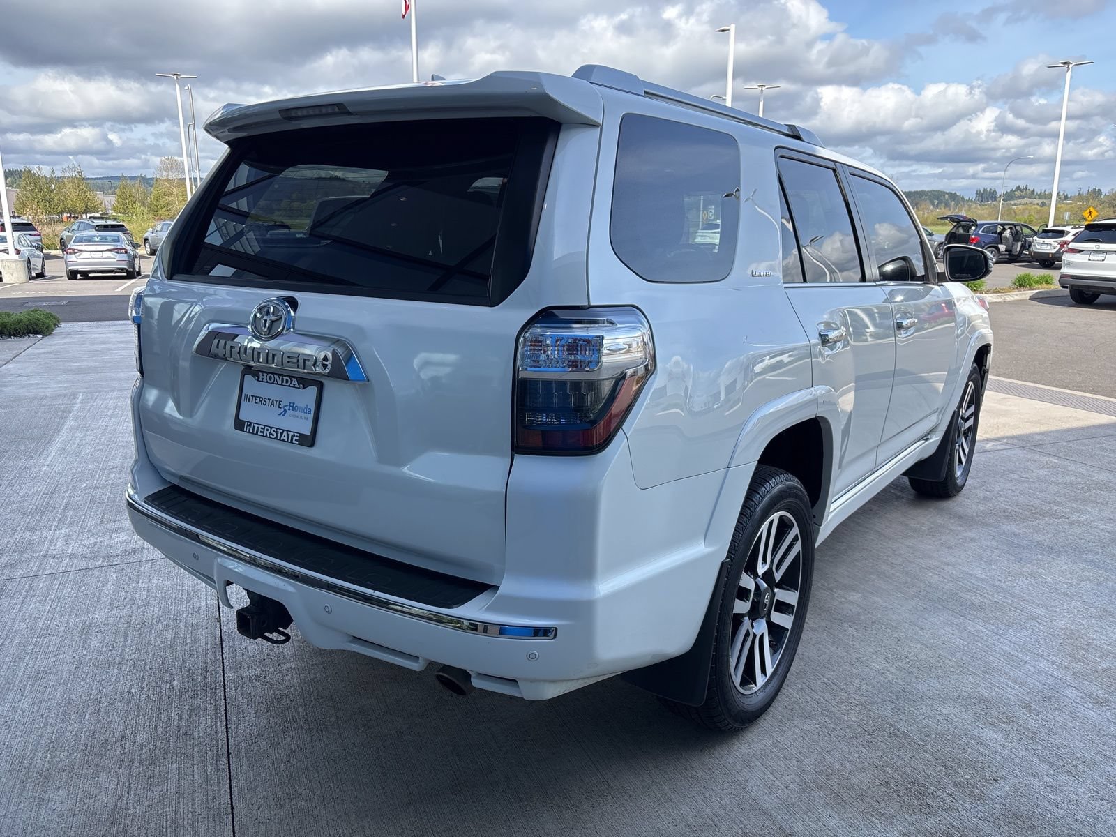 Used 2017 Toyota 4Runner Limited AWD/4WD image 5