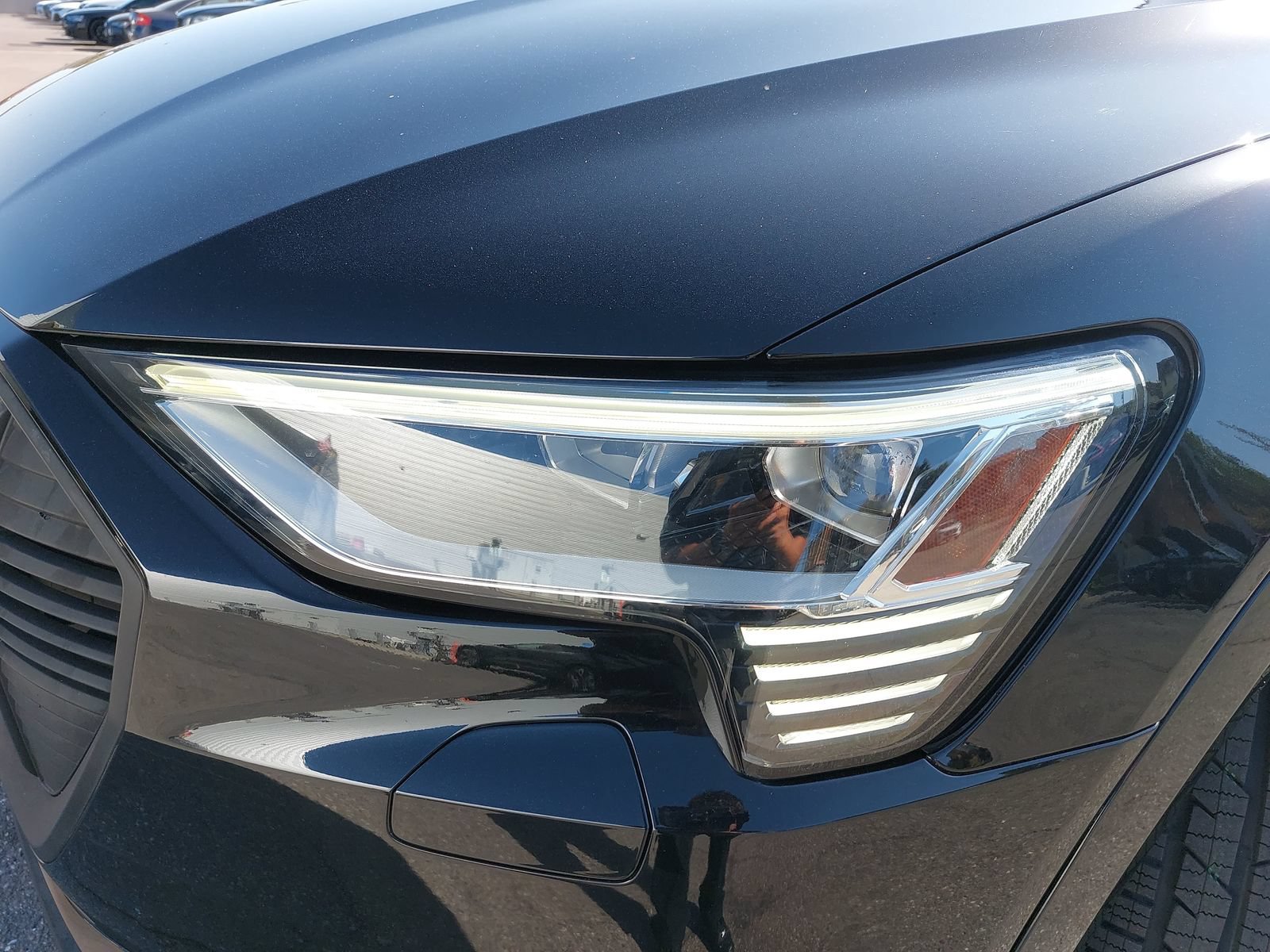 Used 2019 Audi e-tron Prestige AWD/4WD image 35