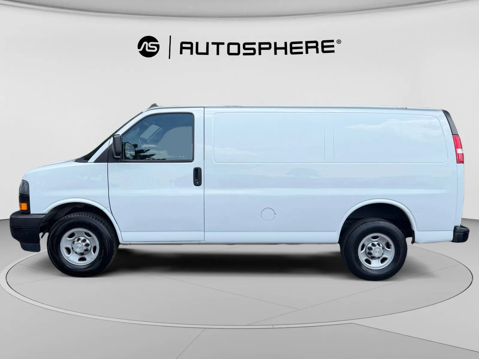 Used 2020 Chevrolet Express 2500 w/ Driver Convenience Package RWD image 5