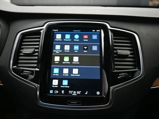 Certified 2023 Volvo XC90 B5 Plus image 11