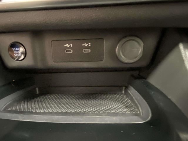 Used 2024 Nissan Rogue SV image 18