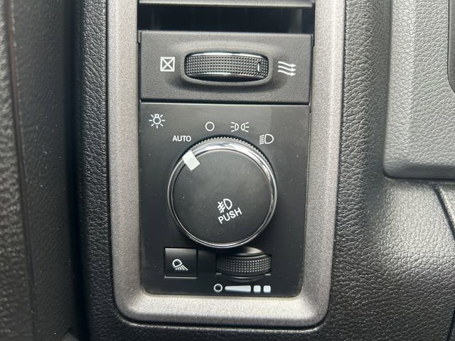 Used 2014 RAM 1500 Express w/ Black Ram 1500 Express Group image 29