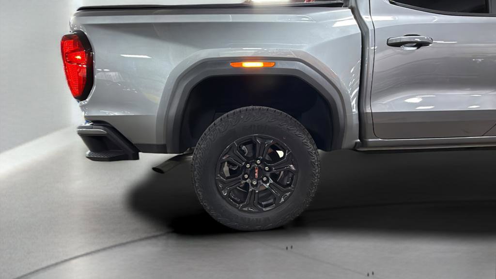 Used 2024 GMC Canyon Elevation w/ Elevation Premium Package image 24