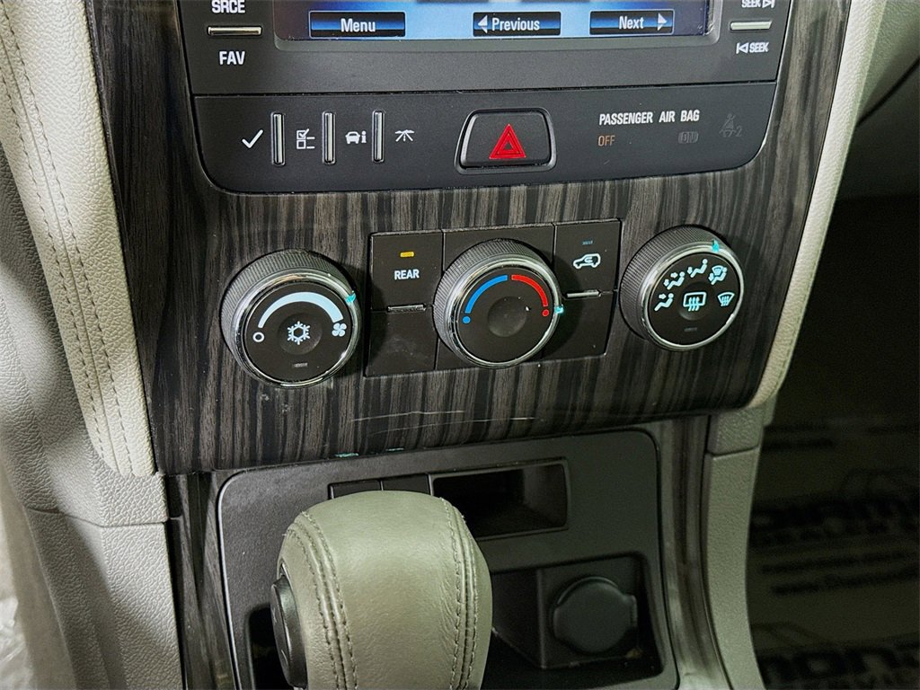 Used 2014 Chevrolet Traverse LT image 7