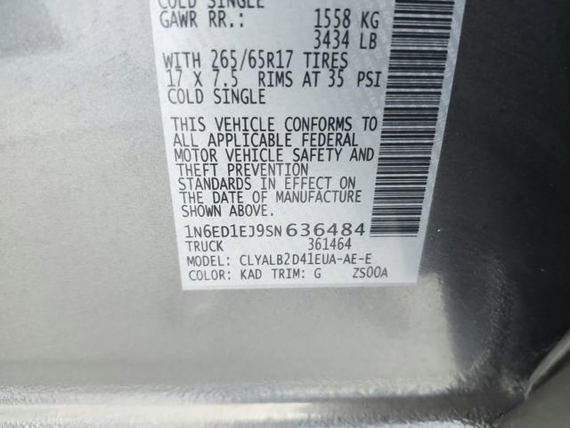 Used 2025 Nissan Frontier SV image 43