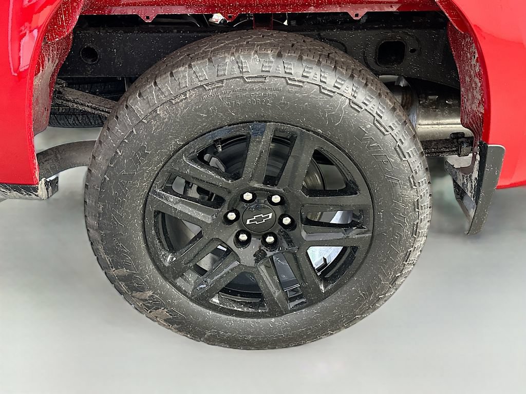 New 2026 Chevrolet Silverado 1500 Custom w/ Turbomax Blackout Package AWD/4WD image 19
