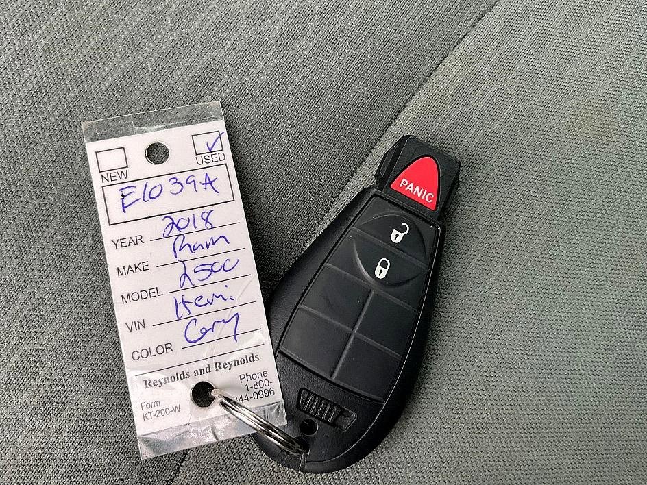 Used 2018 RAM 2500 Tradesman w/ Chrome Appearance Group image 33