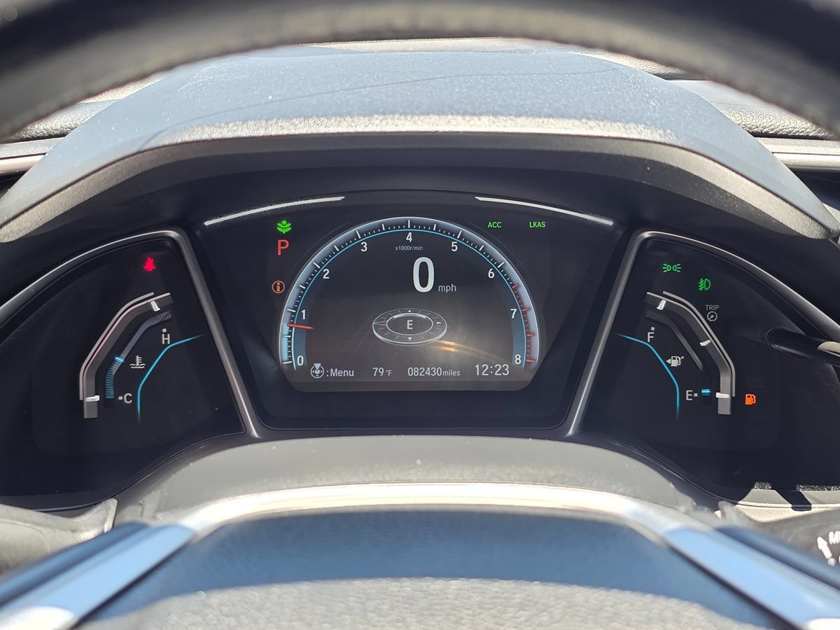 Used 2018 Honda Civic Touring image 29