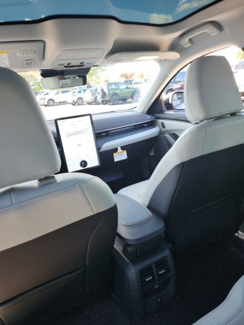 New 2025 Ford Mustang Mach-E Premium image 32