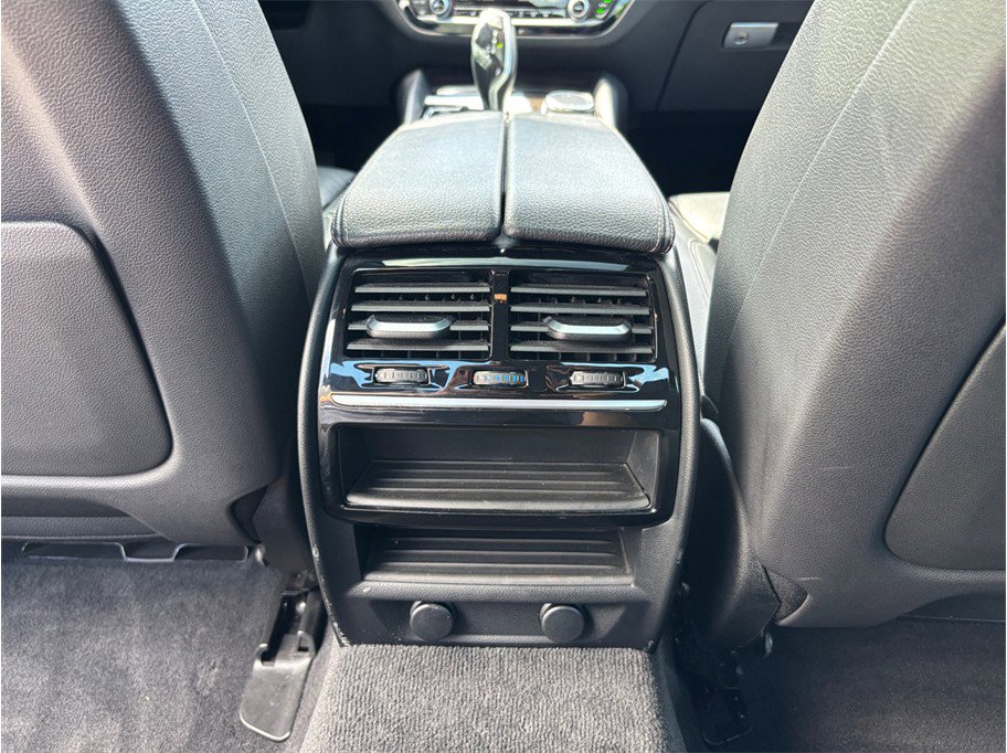 Used 2018 BMW 540i RWD image 40