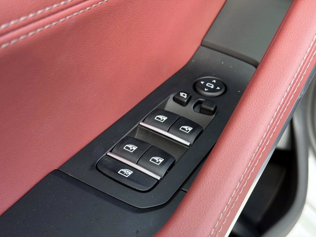 Used 2027 BMW X6 M60i w/ Executive Package AWD/4WD image 16