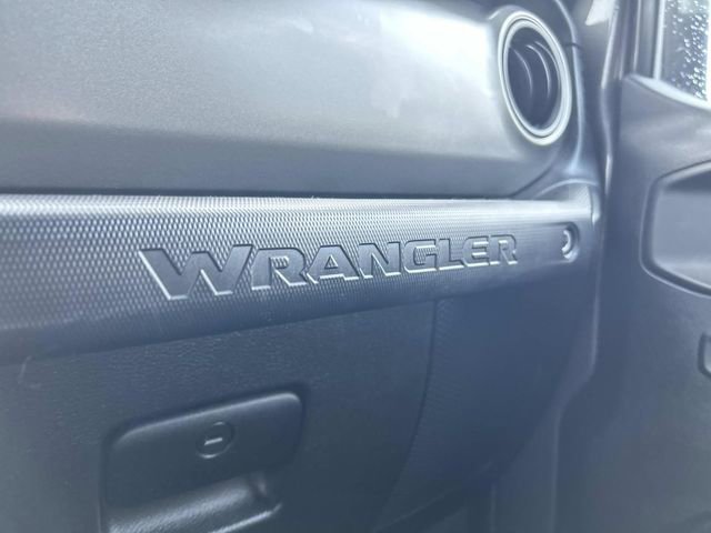 Used 2021 Jeep Wrangler Unlimited Sport image 31