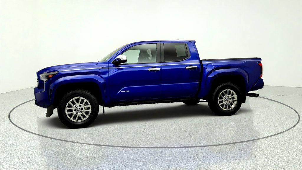 Used 2025 Toyota Tacoma Limited AWD/4WD image 8