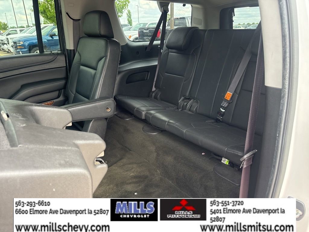 Used 2017 Chevrolet Suburban Premier AWD/4WD image 27
