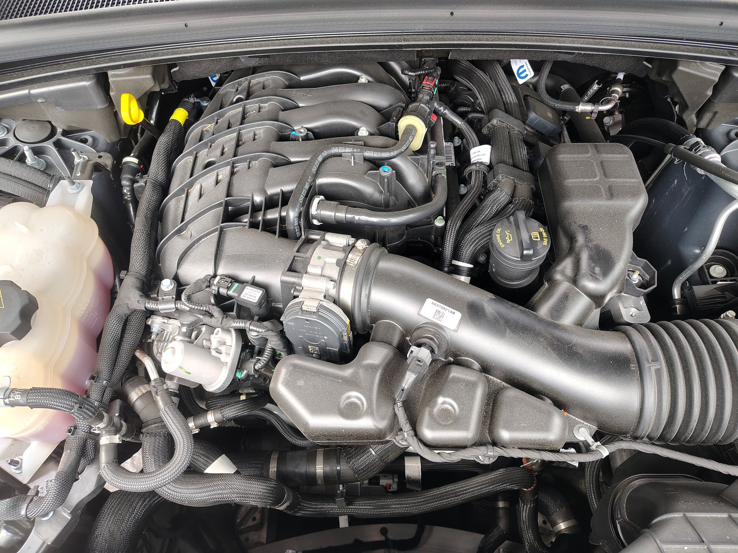 Certified 2025 Jeep Grand Cherokee Laredo X w/ Luxury Tech Group I AWD/4WD image 16