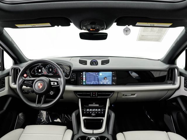 Certified 2026 Porsche Cayenne AWD/4WD image 25