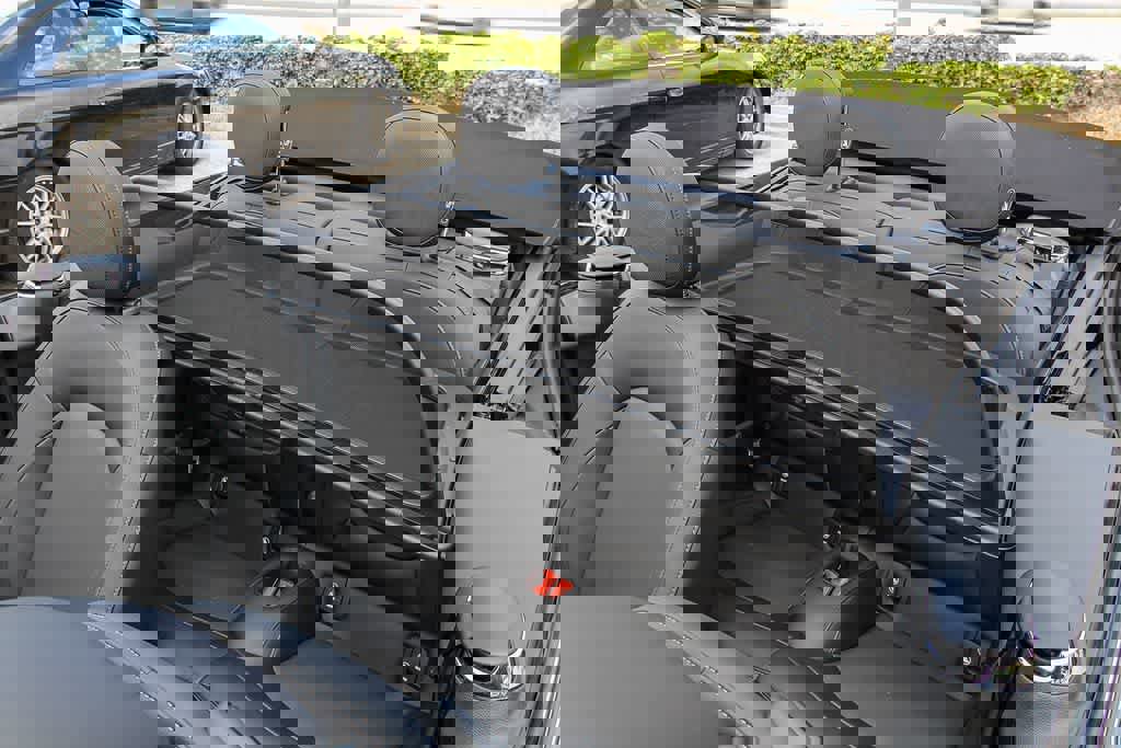 Used 2023 MINI Cooper Convertible image 11