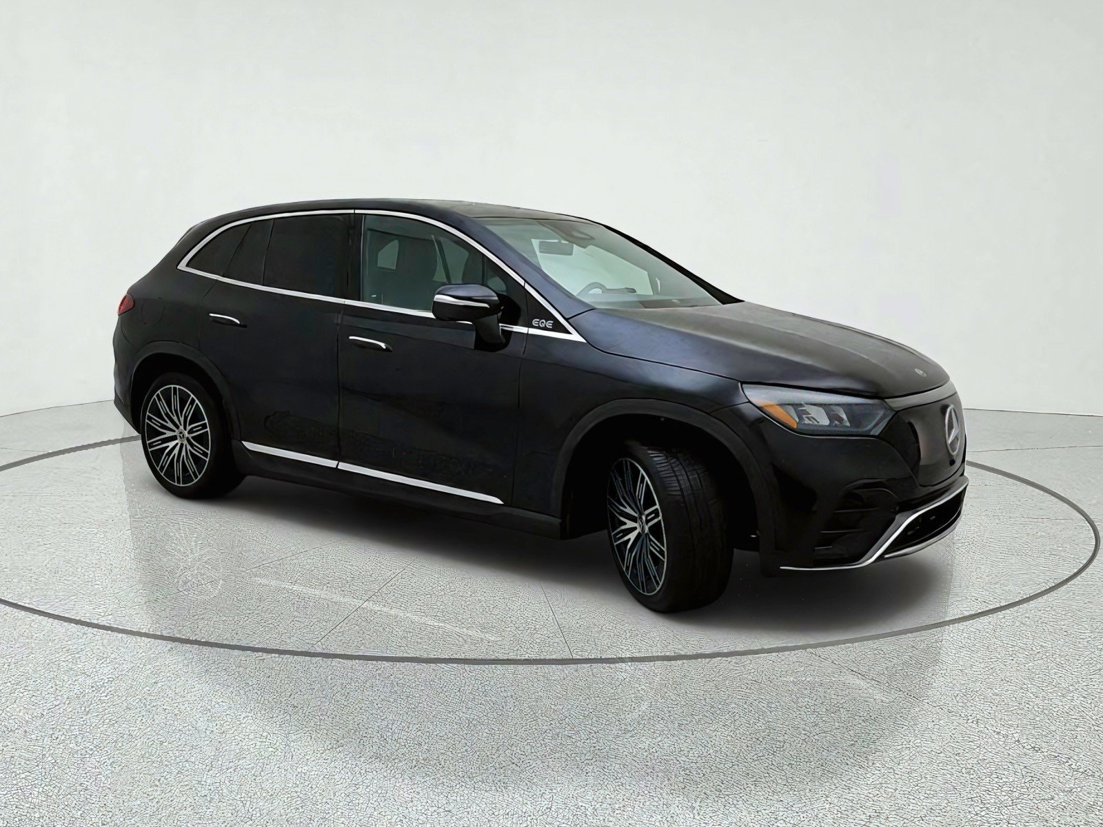 Used 2023 Mercedes-Benz EQE 500 4MATIC SUV image 5