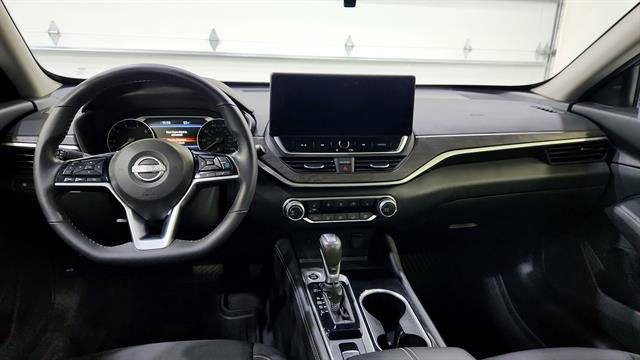 Certified 2024 Nissan Altima 2.5 SV w/ SV Premium Package FWD image 25