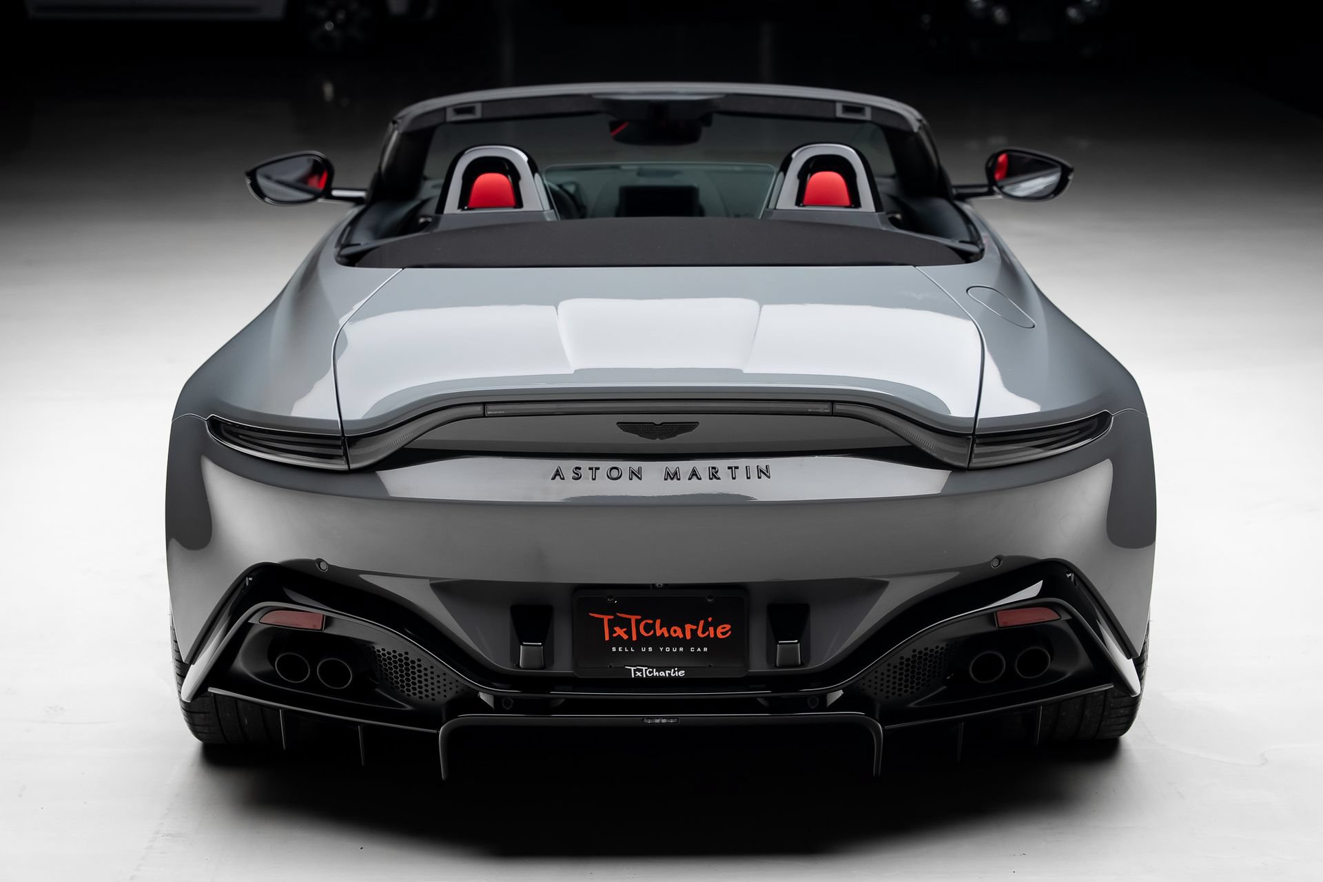 Used 2023 Aston Martin V8 Vantage Roadster RWD image 26