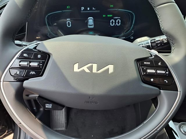 New 2025 Kia Niro EX image 15