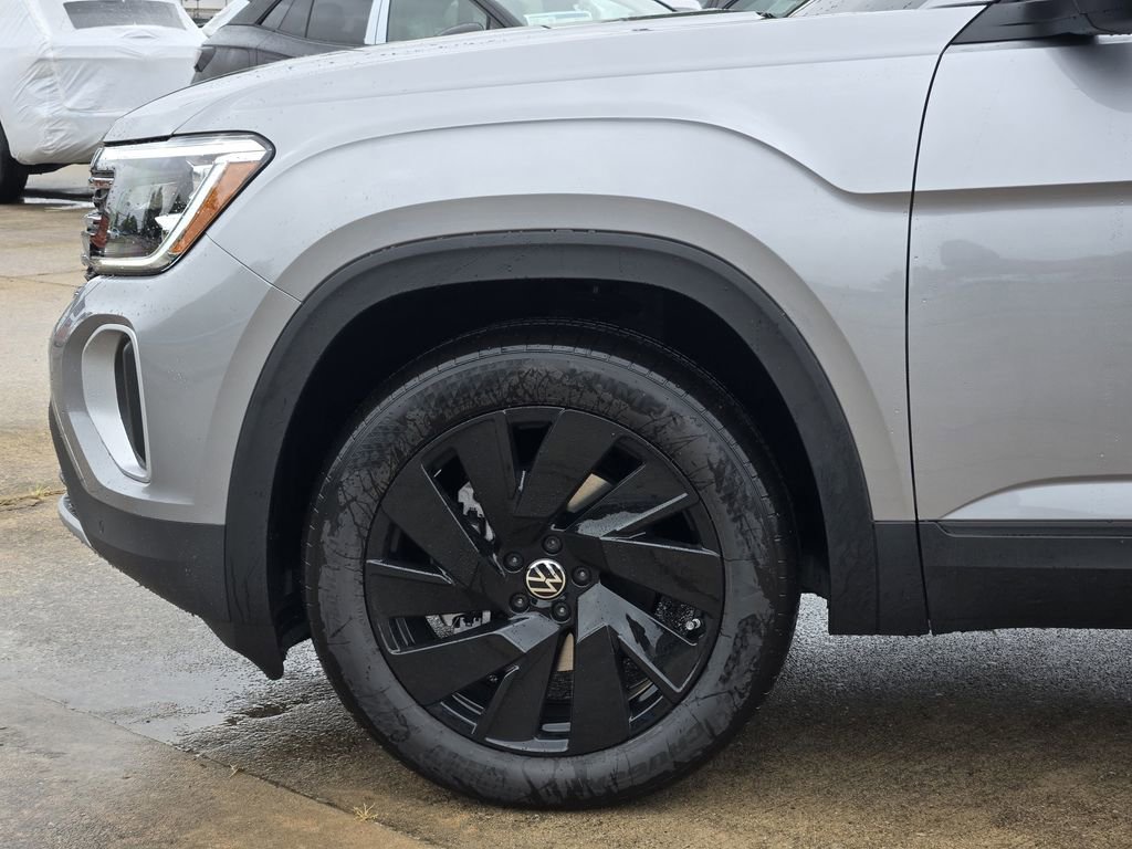 New 2026 Volkswagen Atlas SE image 5