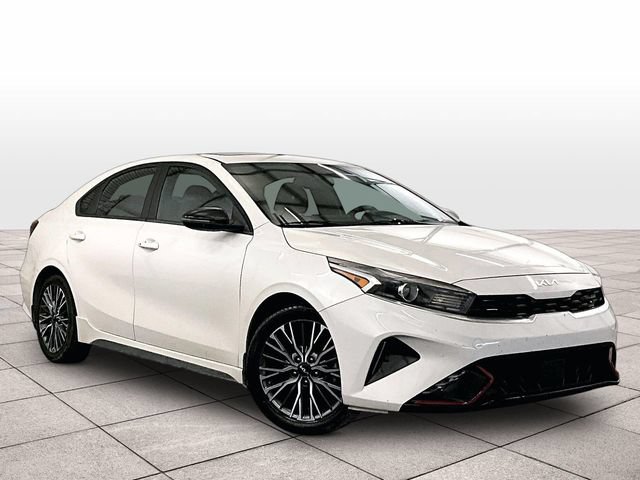 Used 2022 Kia Forte GT-Line w/ GT-Line Premium Package FWD image 2