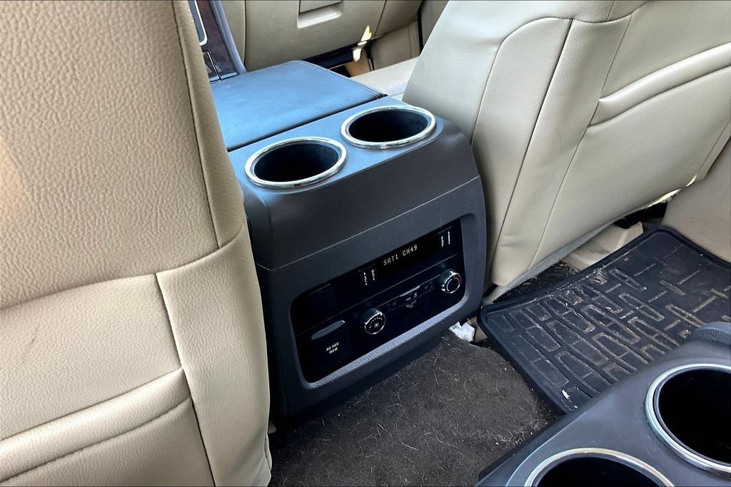 Used 2015 Lincoln Navigator 4WD w/ Equipment Group 101A Reserve image 10