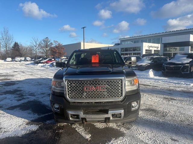 Used 2017 GMC Sierra 3500 Denali w/ Snow Plow Prep Package image 4