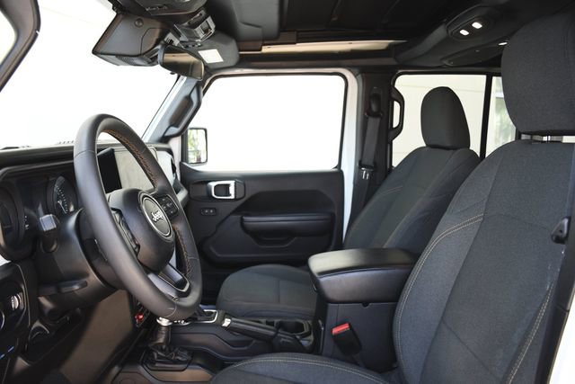 Used 2024 Jeep Wrangler Willys image 21