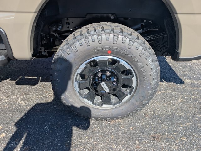 New 2027 Ford F350 Lariat w/ Tremor Off-Road Package AWD/4WD image 20