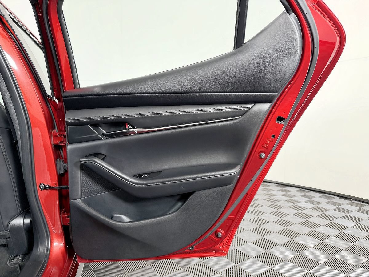 Used 2021 MAZDA MAZDA3 s FWD image 40