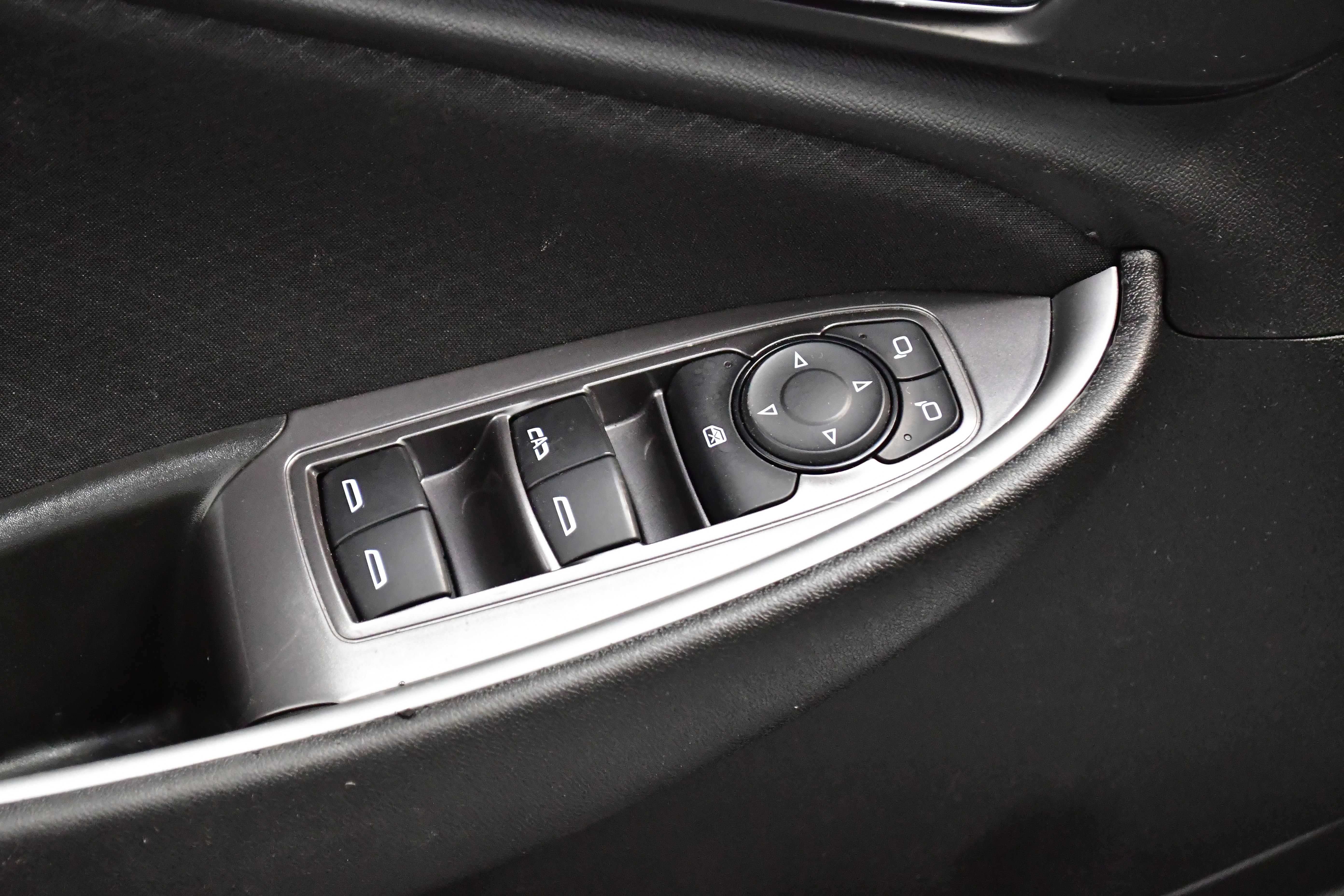 Used 2024 Chevrolet Malibu LT image 16