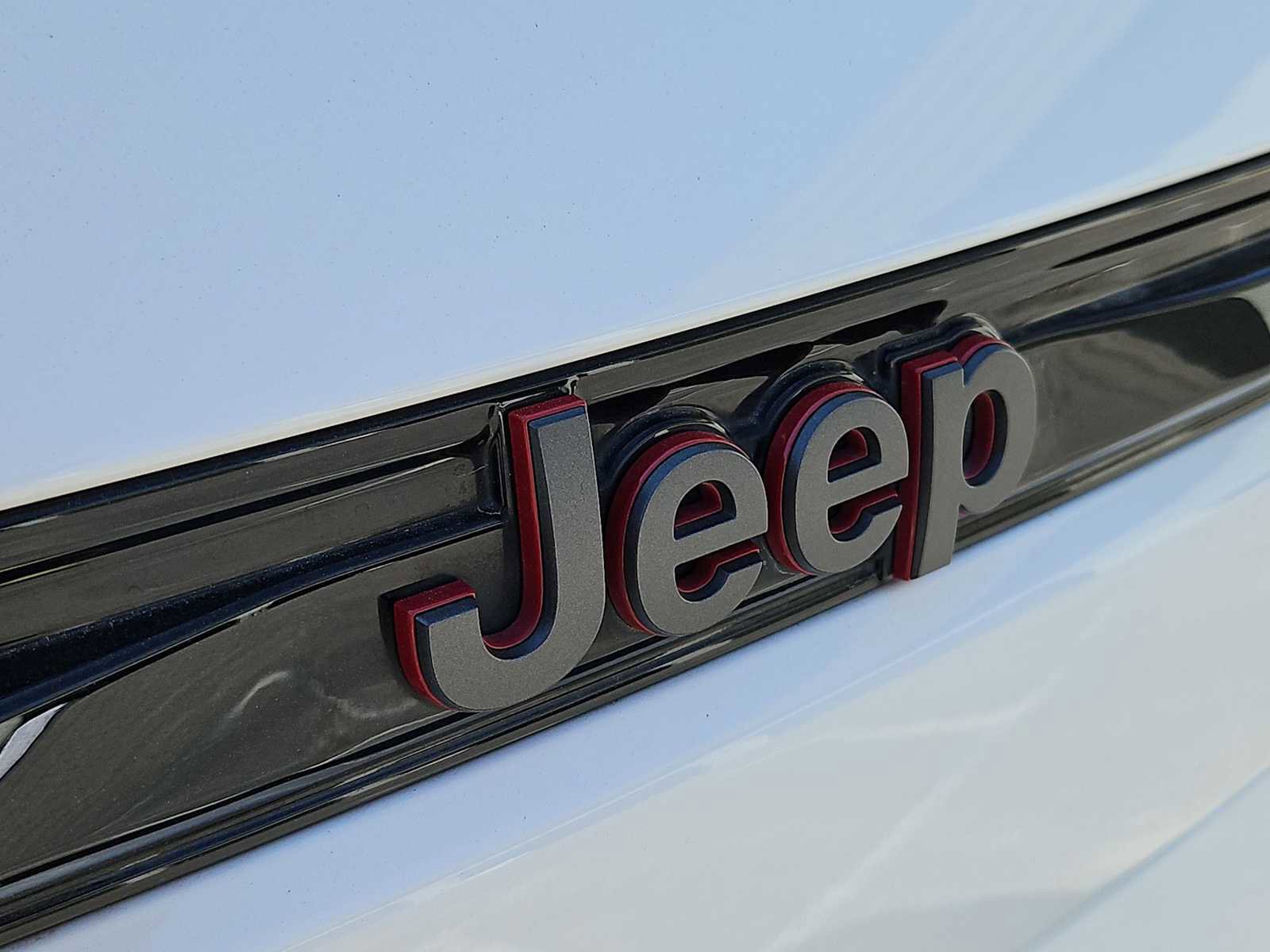 Used 2022 Jeep Grand Cherokee Trailhawk w/ Luxury Tech Group III image 12
