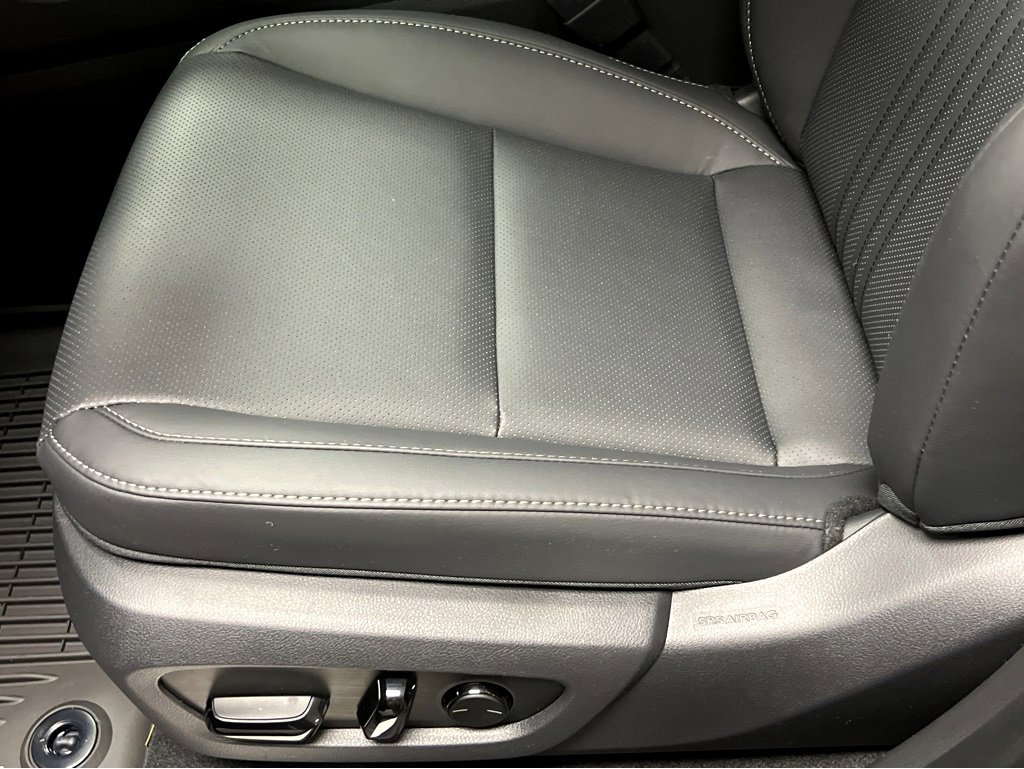 New 2026 Lexus NX 350 AWD image 40