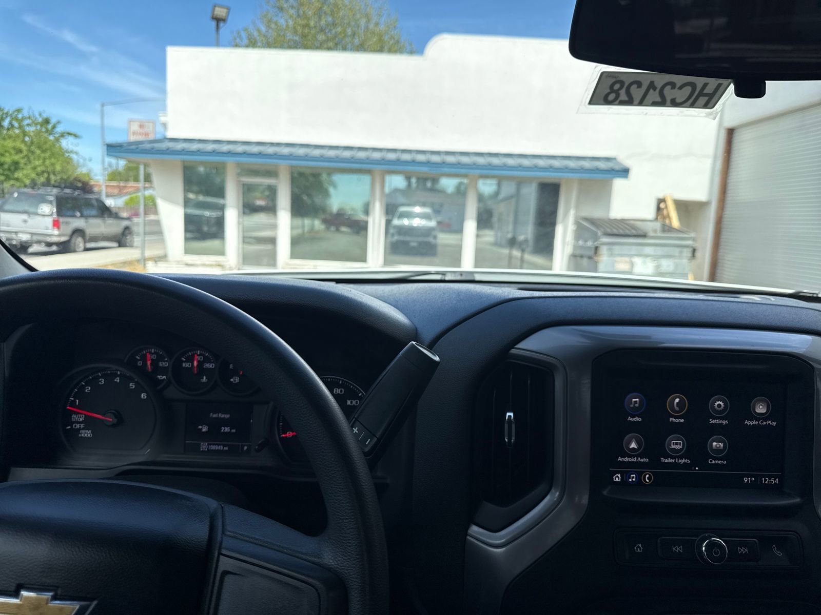 Used 2022 Chevrolet Silverado 1500 W/T w/ Trailering Package AWD/4WD image 17