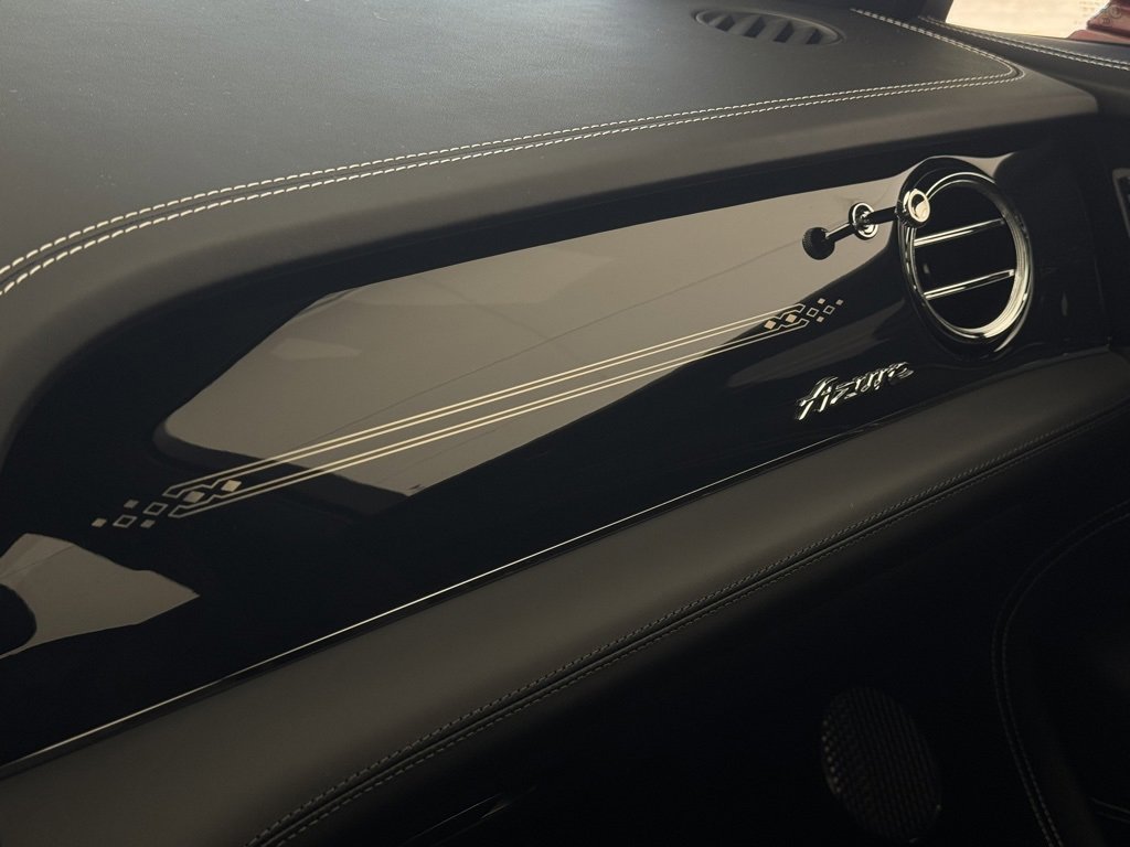 New 2025 Bentley Bentayga image 32