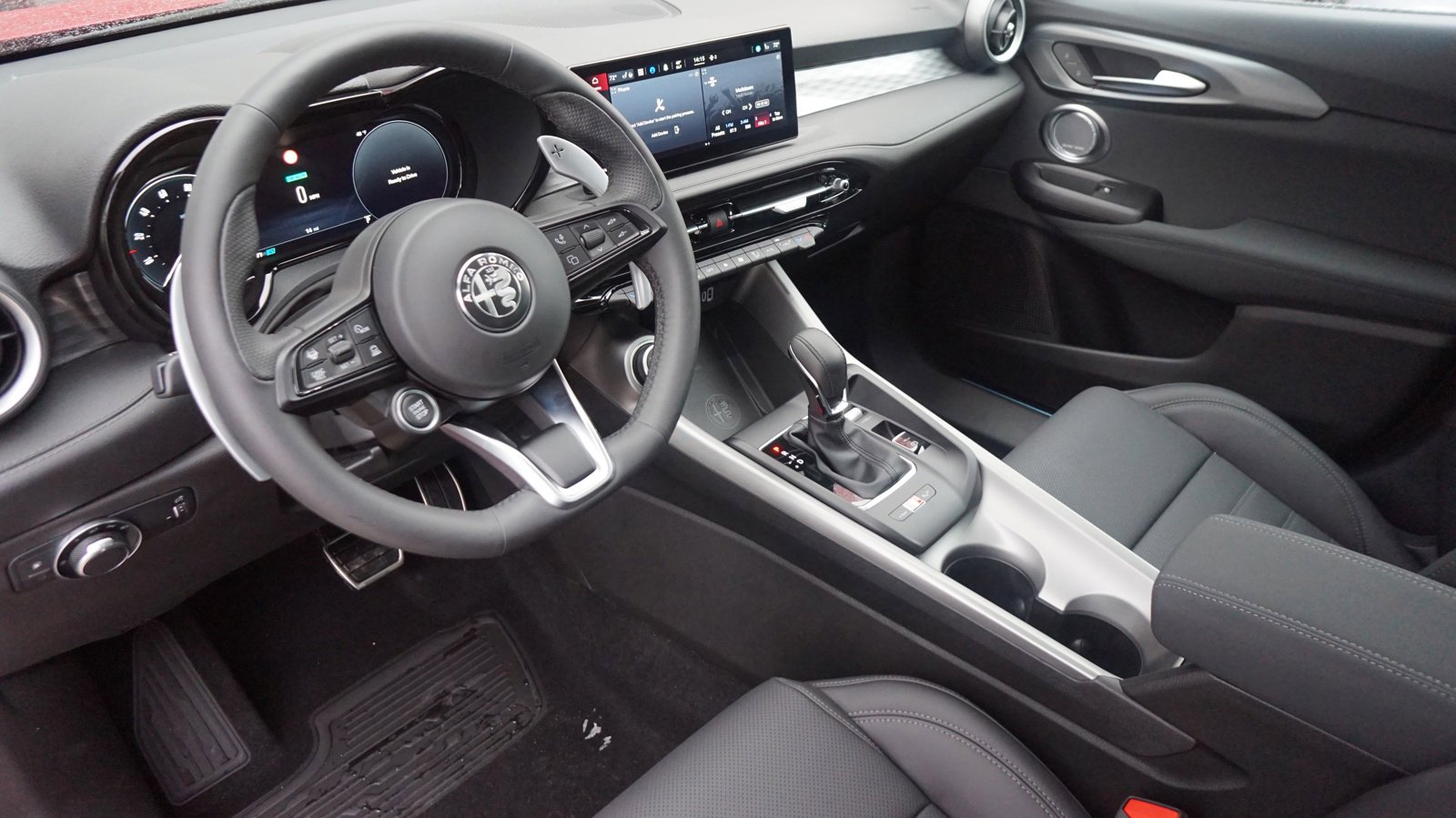 New 2024 Alfa Romeo Tonale Veloce image 21