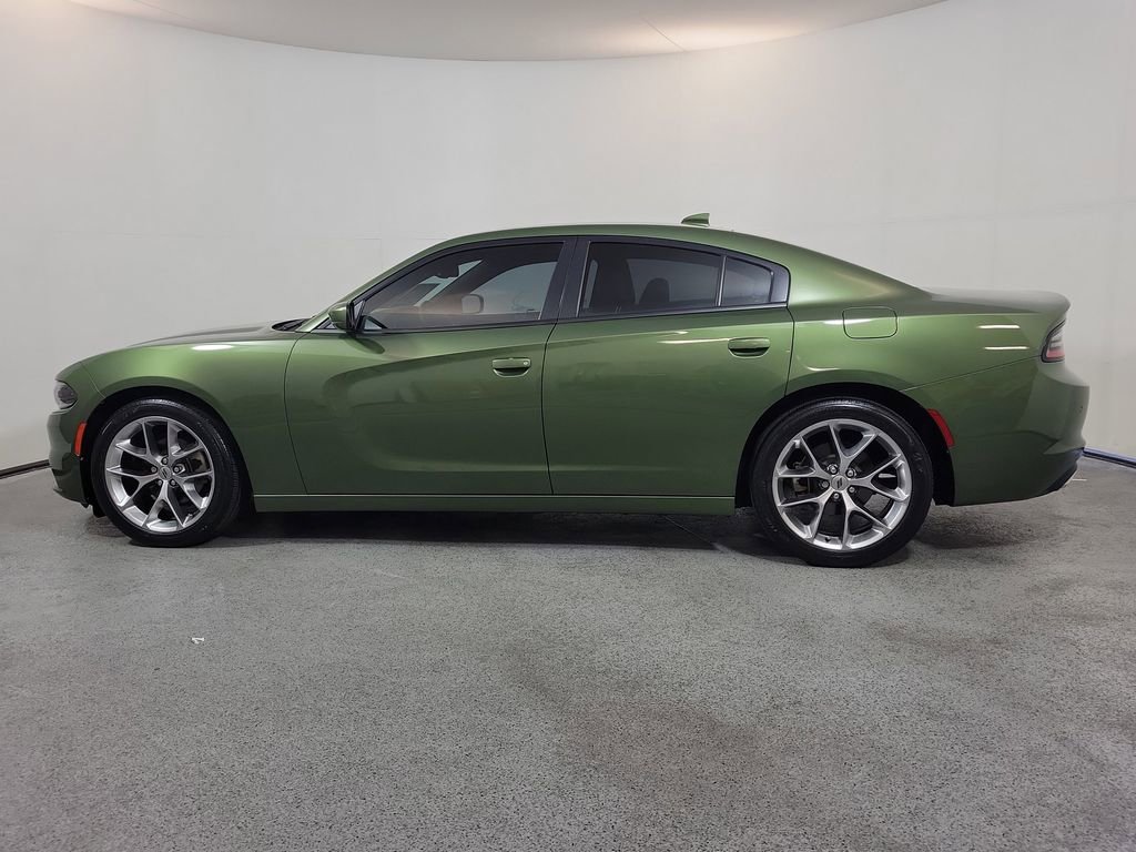 Used 2021 Dodge Charger SXT w/ Plus Group RWD image 4