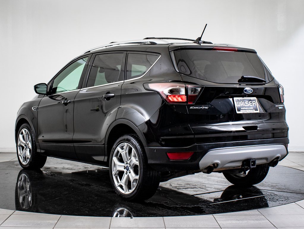 Used 2018 Ford Escape Titanium image 11