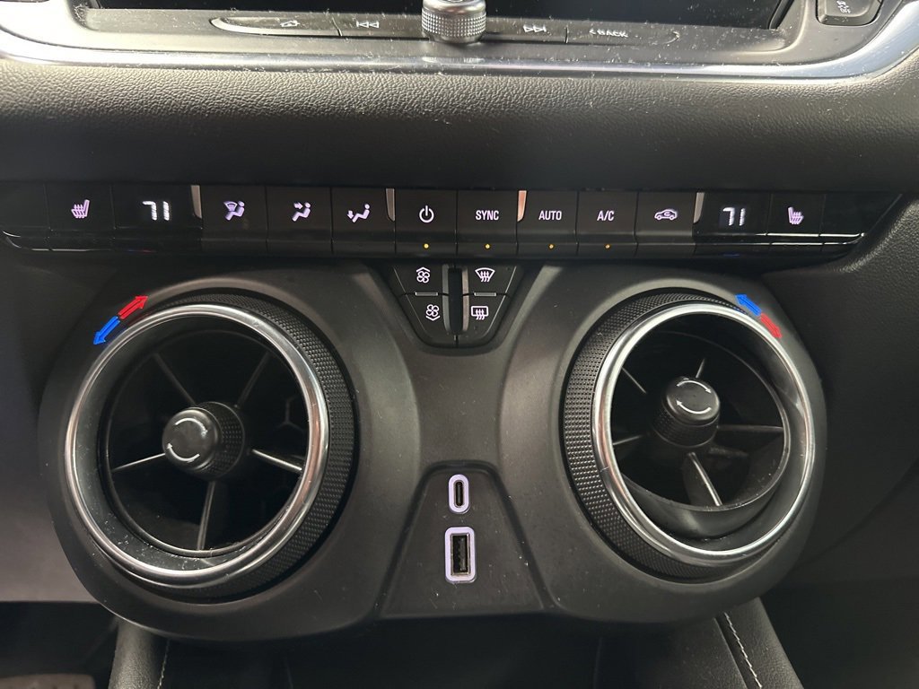 Certified 2025 Chevrolet Blazer LT image 30