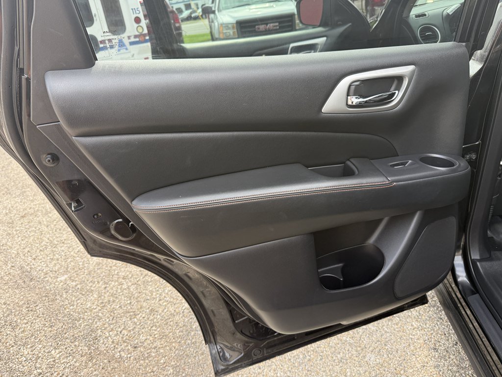 Used 2019 Nissan Pathfinder SV w/ Rock Creek Edition AWD/4WD image 13