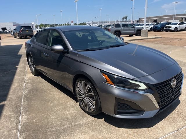 Used 2024 Nissan Altima 2.5 SL FWD image 5