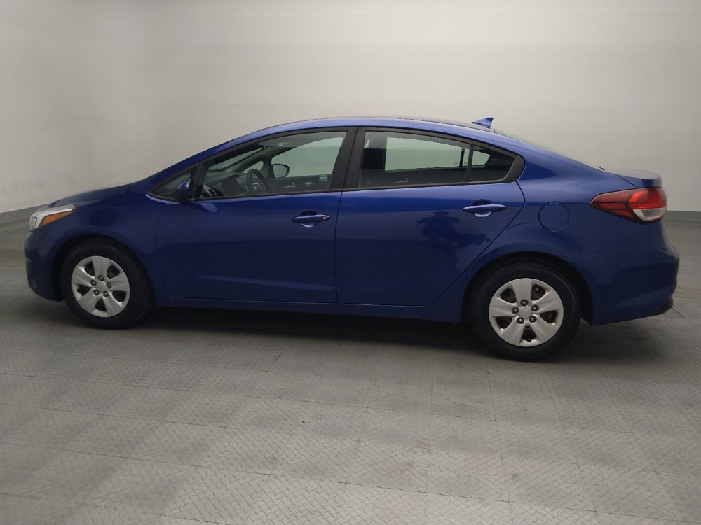 Used 2017 Kia Forte LX FWD image 3