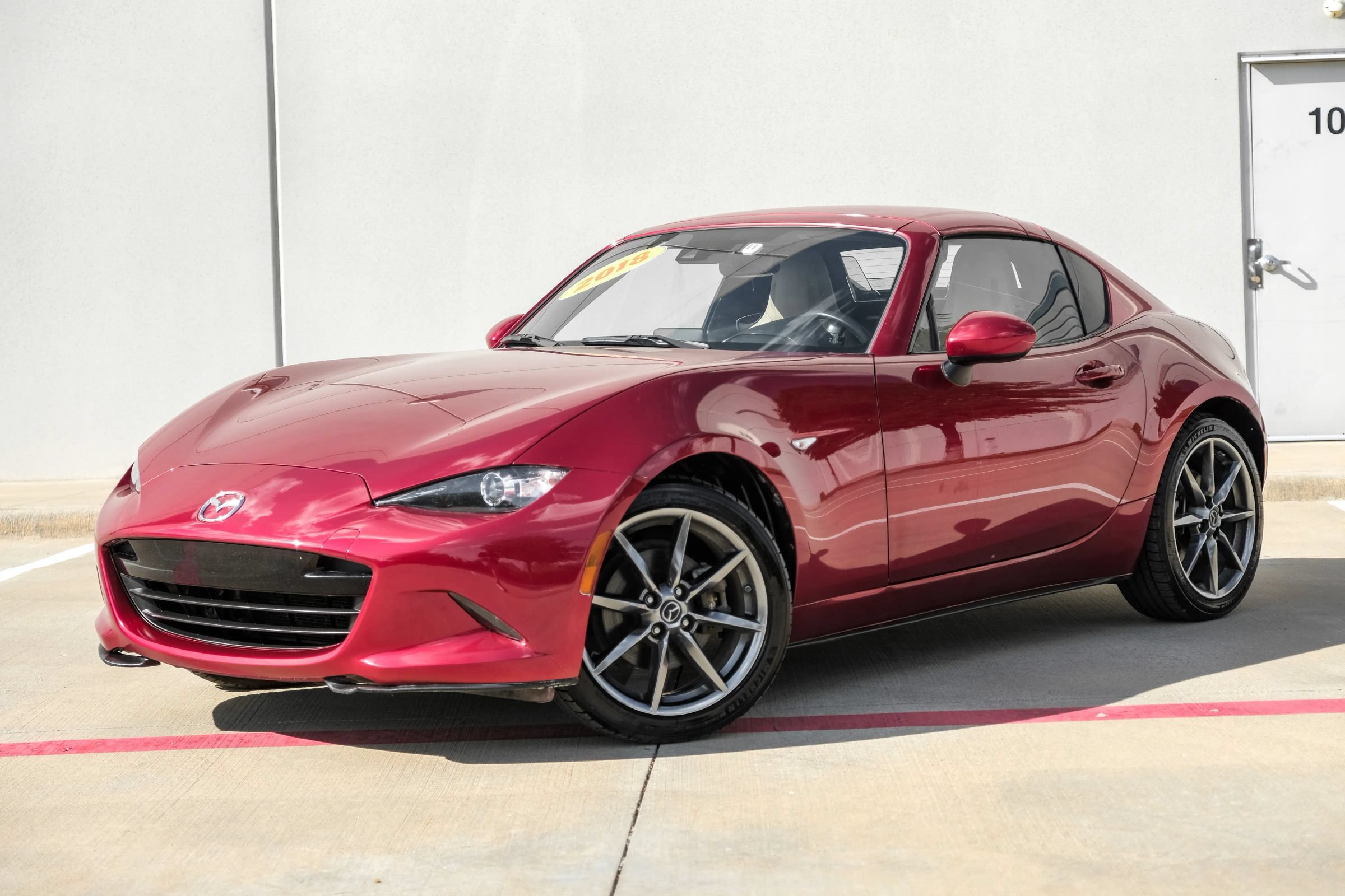Used 2018 MAZDA MX-5 Miata RF Grand Touring RWD image 12