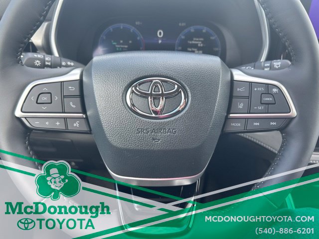 New 2026 Toyota Highlander Limited AWD/4WD image 23